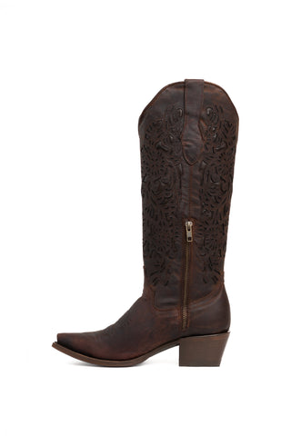 ISABELLA LADRILLO EST. YENNIS H-MARIERT