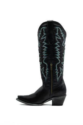 CLEYTON NEGRO EST. NATASHA FOMY